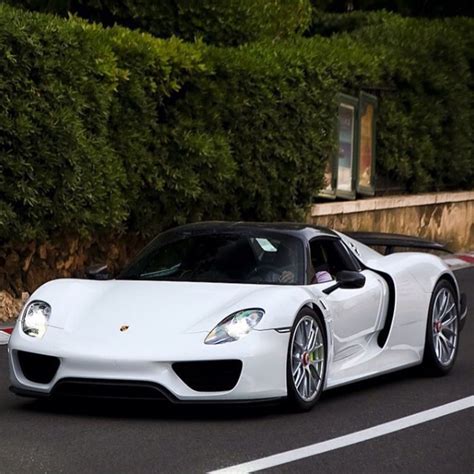 Porsche 918 Spider painted in White w/ Weissach Package Photo taken by ...