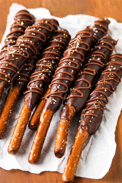 Caramel Chocolate Covered Pretzel Rods (So Easy to Make!) - Spend With ...