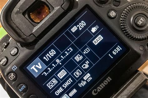 What Is Shutter Speed On A DSLR Camera | Robots.net