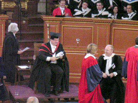 Academic dress of the University of Oxford - Wikipedia