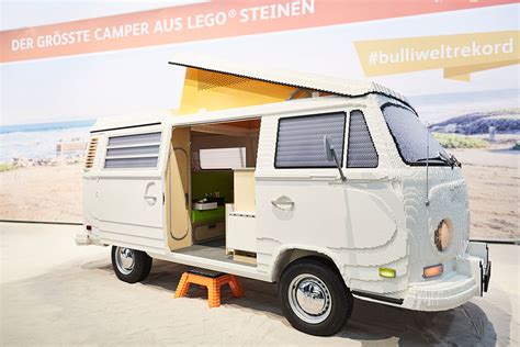 Replica Of Iconic Volkswagen T2 Made Of 400,000 LEGO Bricks Revealed