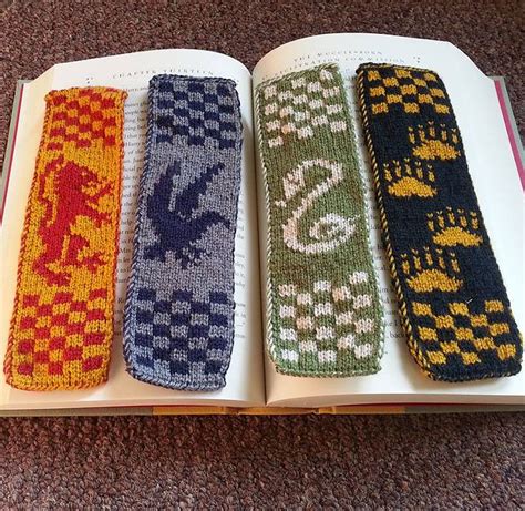 Free Knitting Pattern for Hogwarts Bookscarves Harry Potter Bookmark | Double knitting, Harry ...