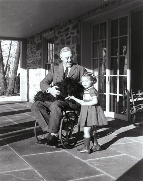 FDR-Wheelchair-February-1941 - Flashbak