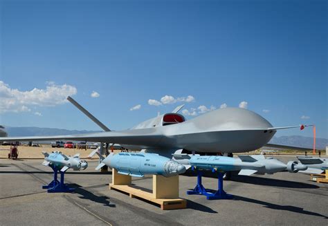 General Atomics tested the Avenger MQ-20A drone, controlled by ...