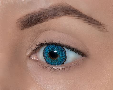 These Tree Tone Brilliant Blue color contact lenses are sure to make a miraculous transformation ...