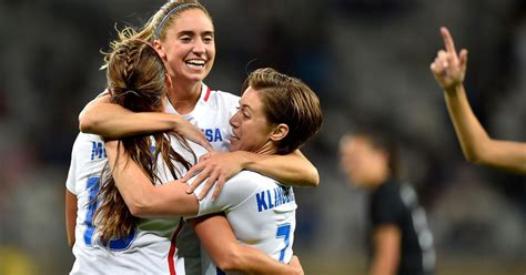 U.S. Women's Soccer Team Cruises To Opening Victory At Rio Olympics ...