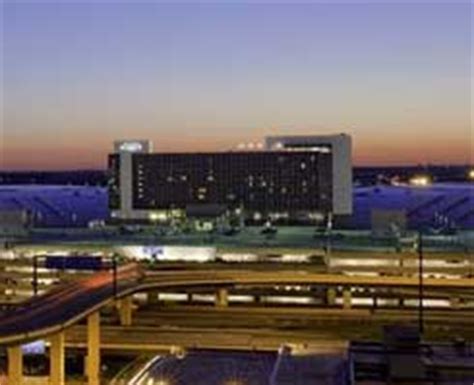 Dallas Fort Worth Airport - DFW Informtaion