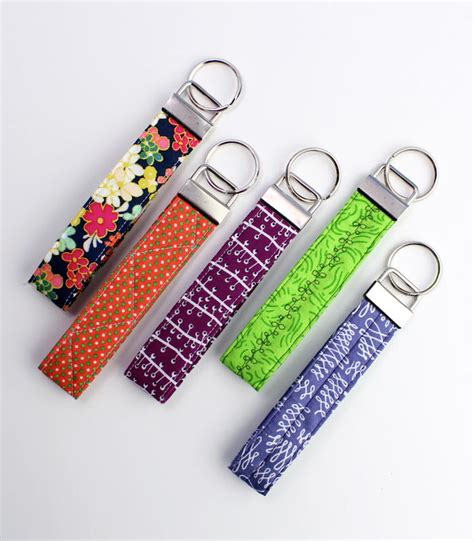 Scrappy DIY Keychain | AllFreeSewing.com