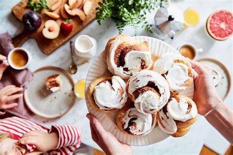 10 genius tips to bake Perfectly Pillowy Cinnamon Rolls | King Arthur ...