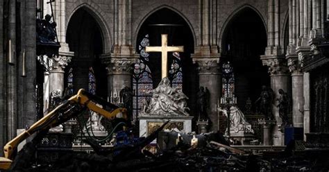 Month after Notre-Dame Cathedral fire, restoration work on Paris ...