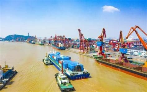 Port Of Ningbo Kicks Off 2022 With More Than 5 Million TEU