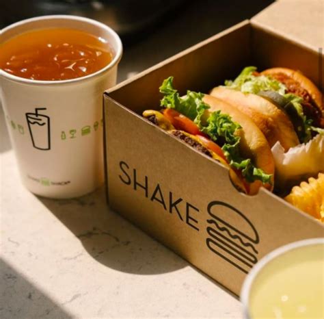 The Ultimate Guide to All of Shake Shack Singapore's Seven Outlets