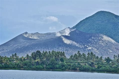 Viva la Voyage: Rabaul, Papua New Guinea