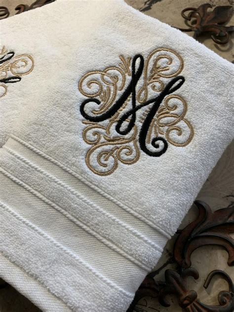 White Bath Towels, Bath Towels Luxury, Bath Towel Sets, Luxury Bath, Wedding Anniversary Gifts ...