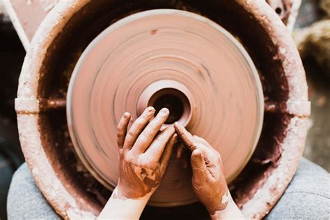 Life Tips from a Pottery Wheel | Braver/Wiser | WorshipWeb | UUA.org