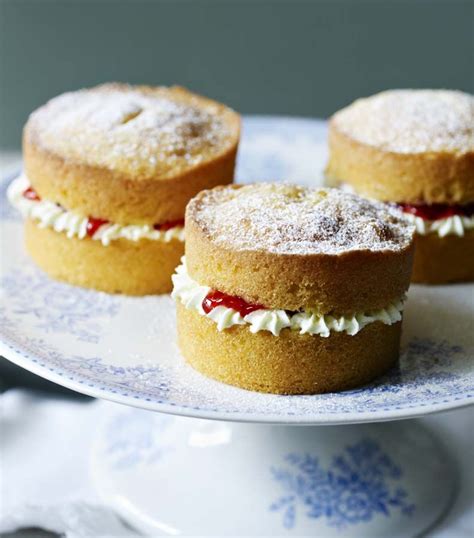 Mini victoria sponge cakes – Artofit