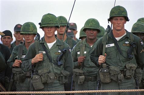 Vietnam Era American Soldiers. Solders Photograph by Everett - Pixels