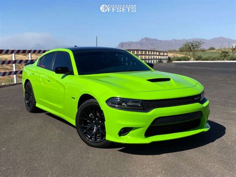 2019 Dodge Charger with 20x9 20 Voxx Replicas Hellcat and 275/40R20 Atturo Az850 and Stock ...