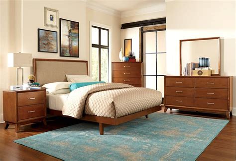 Mid Century Modern Bedroom: Dressers, Lamps, Decor – byBESPOEK