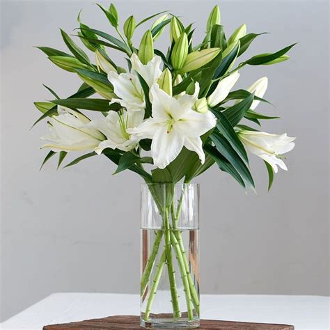 Fragrant White Lily Bouquet | White Flower Farm in 2020 | White lily ...