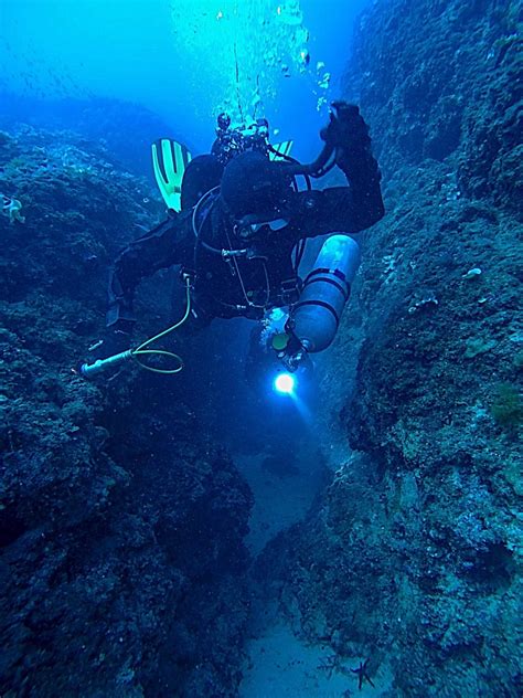 Maros Cave Diving | Explore the Amazing Underwater World - Divebooker