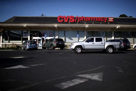 CVS Health adds 3 new drive-thru COVID-19 testing sites in county | FOX ...