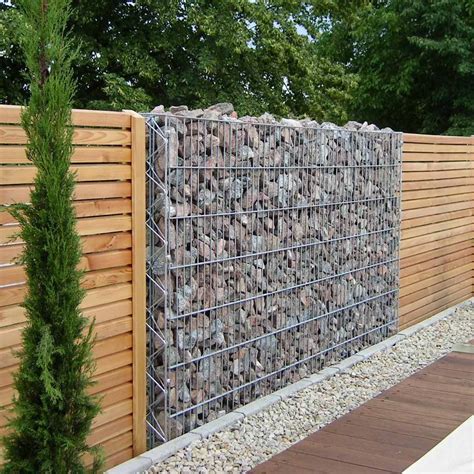 Yard Fencing - 10 Modern Fence Ideas | Family Handyman