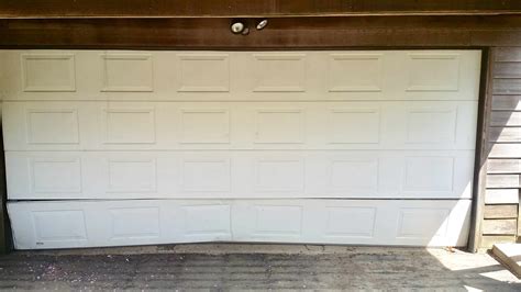 Garage Door Panel Replacement: A How To Guide