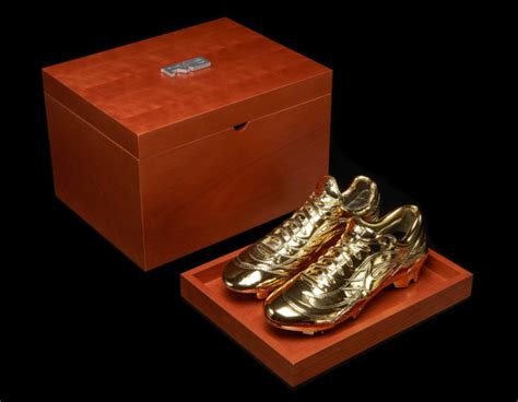 Golden Nike Mercurial Soccer Boots for Ronaldo