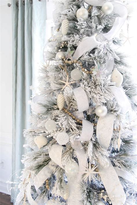 Create A Snow Covered Christmas Tree (5 tips & ideas) - Artsy Chicks Rule®