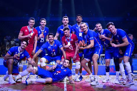 Teamwork helps France to first VNL title