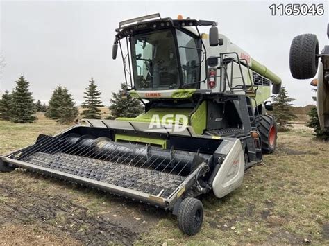 Used 2019 CLAAS LEXION 8800TT Combine | AgDealer