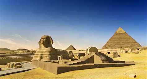 Fossil Suggests Egyptian Pyramids and Sphinx Once Submerged Under Sea Water