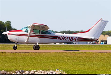 Cessna 182N Skylane - | Aviation Photo #6831867 | Airliners.net