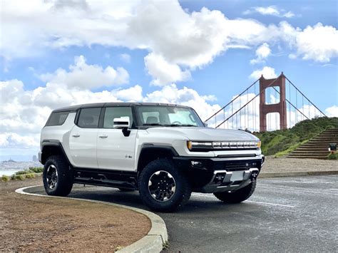 Review: 2024 GMC Hummer EV SUV shows off what can be