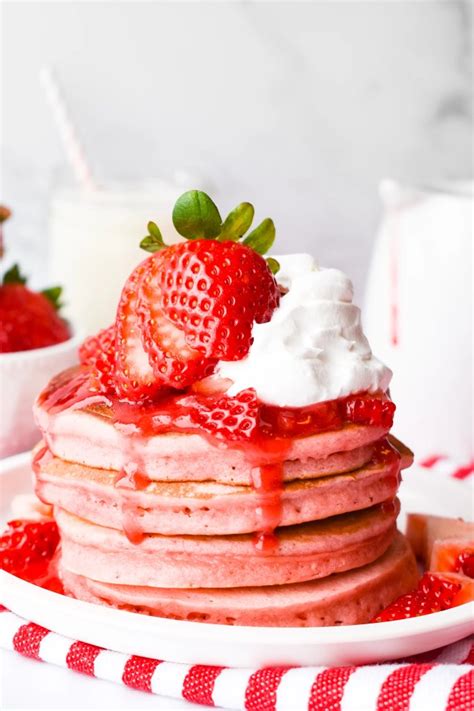 Strawberry Pancakes • Dance Around the Kitchen