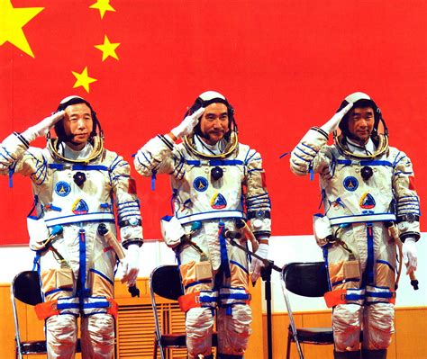 Crew Shenzhou-7