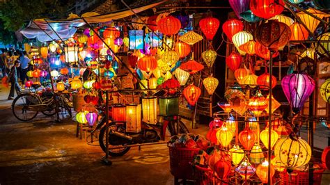 Hoi An night market: The NEWEST tips for your tour in 2022