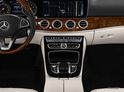 2018 Mercedes-Benz E-Class: 103 Interior Photos | U.S. News