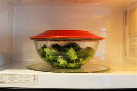 How to Microwave Broccoli without Steamer - Microwaving Broccoli