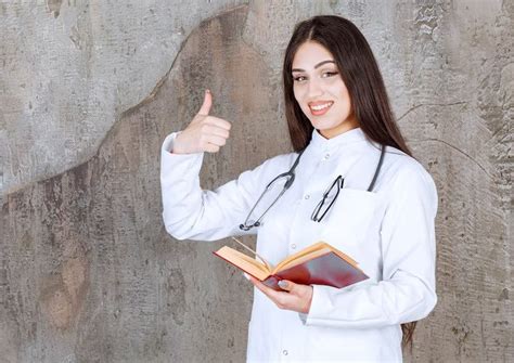 Why Pursue A Bachelor's In Nursing? 10 Reasons Why You Should Get A BSN ...