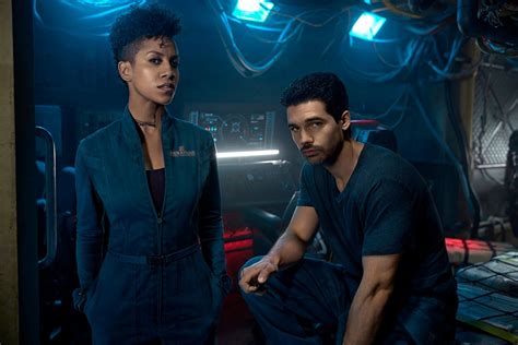 'The Expanse' Cast: This Mug Scene Could Indicate Season 6 Changeover