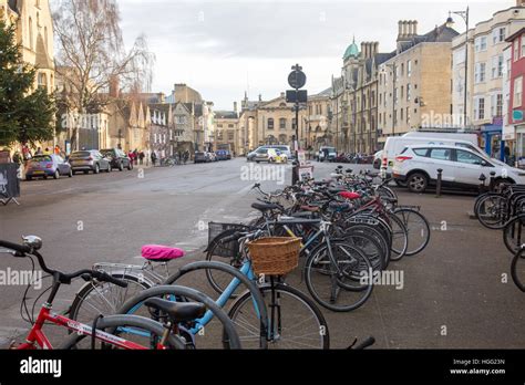 Oxford town centre hi-res stock photography and images - Alamy