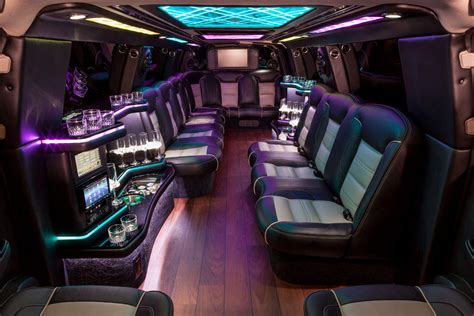 The World's Biggest and Longest Limousines - AUTOJOSH