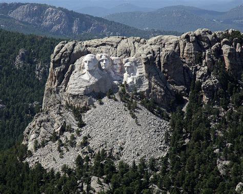 Aerial view, Mount Rushmore, near Keystone, South Dakota | Library of ...