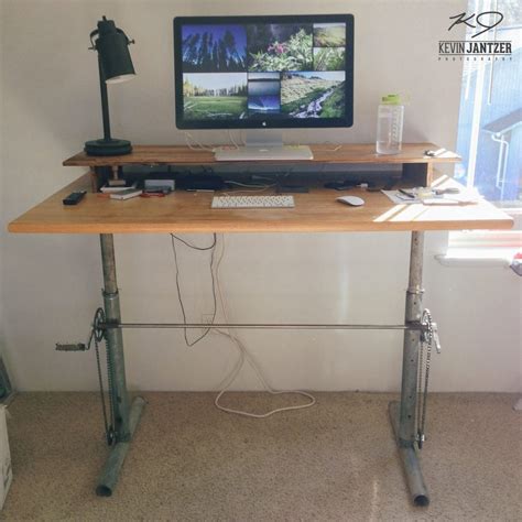 DIY Adjustable Standing Desk | Kevin Jantzer