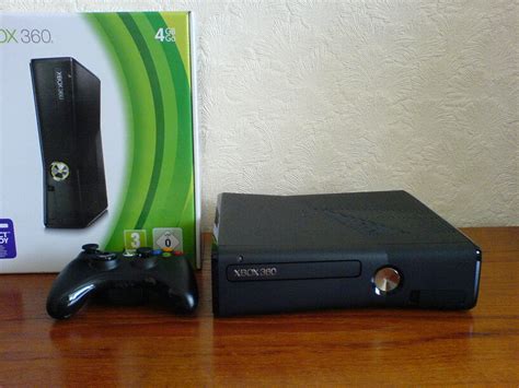 IQGamer: Hands-On: The Xbox 360 S 4GB Console