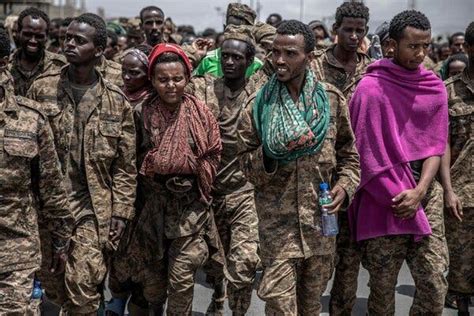 Captured Ethiopian Soldiers Marched Through Tigray to Prison - The New ...