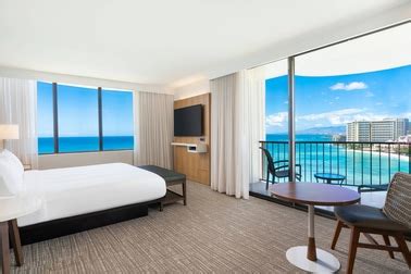 Waikiki Hotel Rooms | Waikiki Beach Marriott Resort & Spa