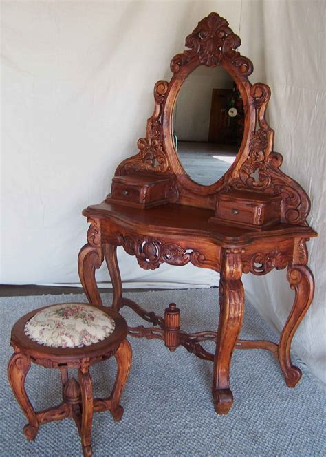 Victorian Dressing Table with Stool | 1800's | Pinterest | Dressing ...